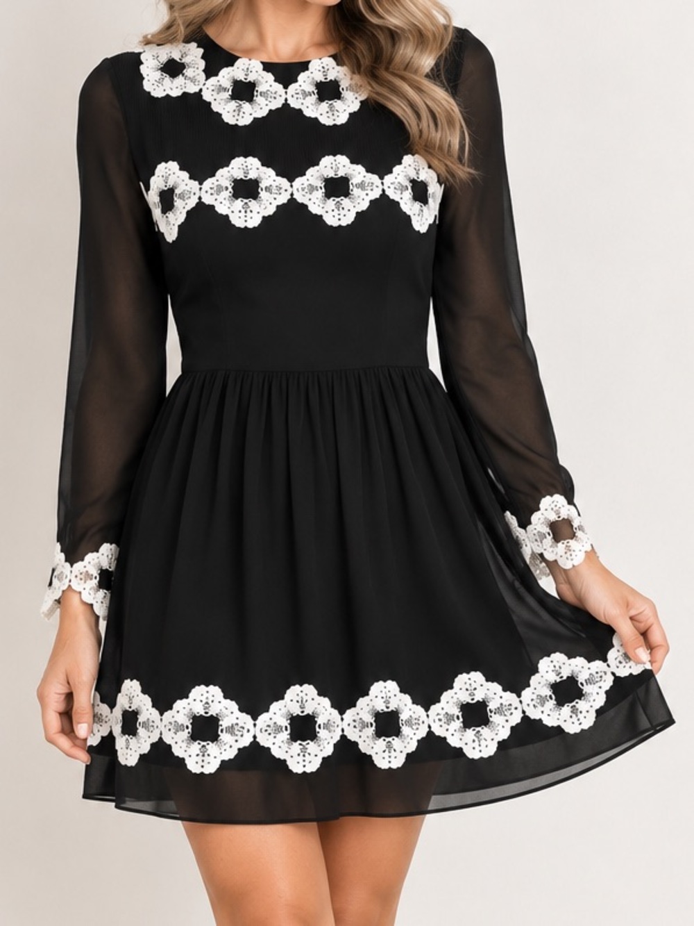 Ted Baker Avianah Fit & Flare Dress Black Ivory Lace Applique Long Sleeve Size 2